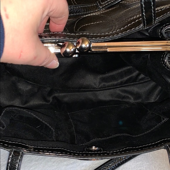 Beautiful Coach Bag! “C” Stitching Design! Black. - Picture 15 of 16